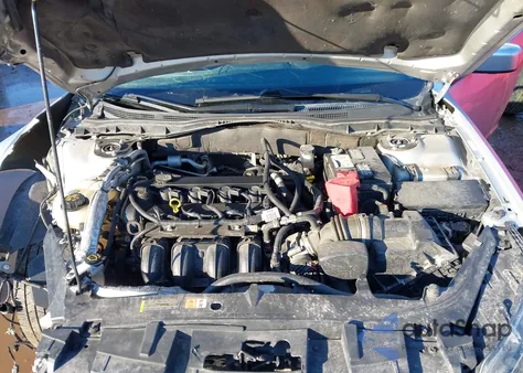 2012 Ford Fusion Se z USA, uszkodzony, nr VIN 3FAHP0HA2CR223713